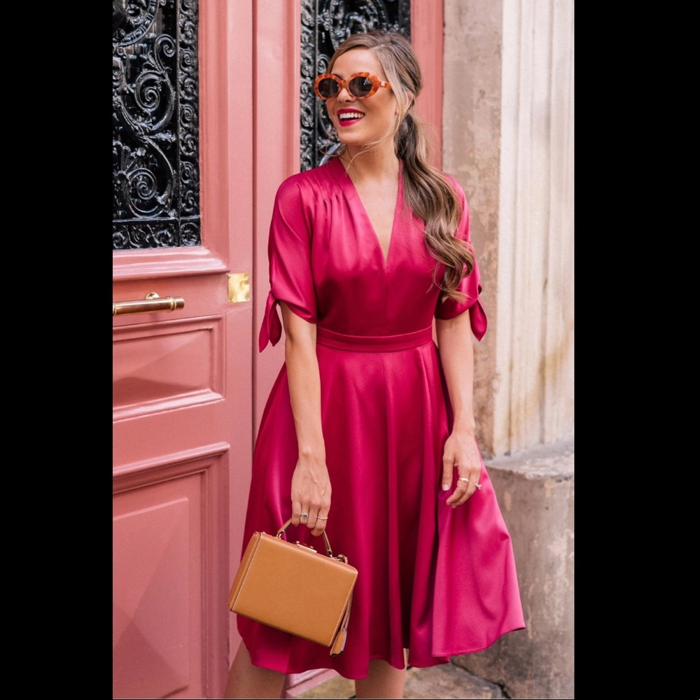 NWT Gal Meets Glam Women's Pink Fuchsia Debbie Butter Satin Tie Sleeve Midi - 2